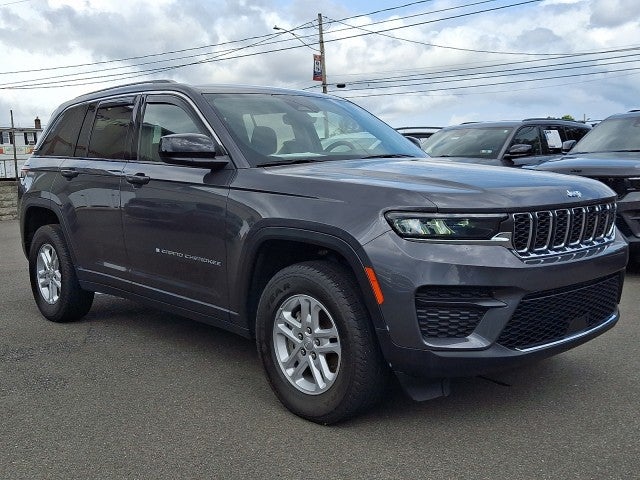 2023 Jeep Grand Cherokee Laredo 4x4