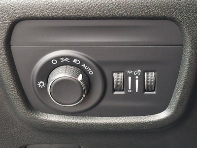 2023 Jeep Grand Cherokee Laredo 4x4