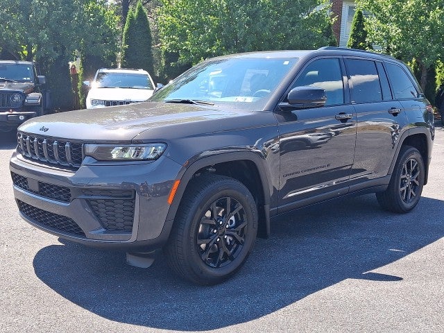 2026 Jeep Grand Cherokee GRAND CHEROKEE LAREDO ALTITUDE 4X4