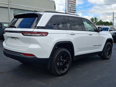 2026 Jeep Grand Cherokee GRAND CHEROKEE LAREDO ALTITUDE 4X4