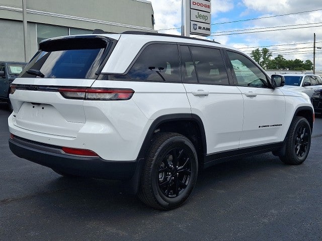 2026 Jeep Grand Cherokee GRAND CHEROKEE LAREDO ALTITUDE 4X4