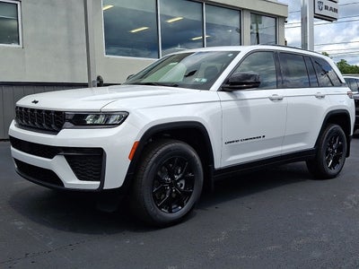 2026 Jeep Grand Cherokee GRAND CHEROKEE LAREDO ALTITUDE 4X4