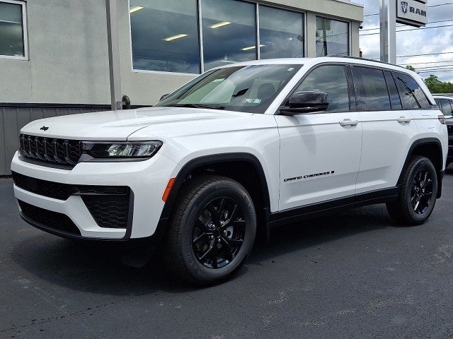 2026 Jeep Grand Cherokee GRAND CHEROKEE LAREDO ALTITUDE 4X4