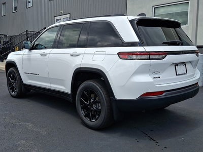 2026 Jeep Grand Cherokee GRAND CHEROKEE LAREDO ALTITUDE 4X4