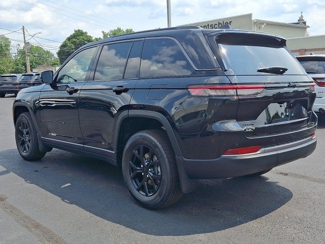 2026 Jeep Grand Cherokee GRAND CHEROKEE LAREDO ALTITUDE 4X4