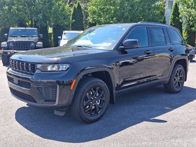 2026 Jeep Grand Cherokee GRAND CHEROKEE LAREDO ALTITUDE 4X4