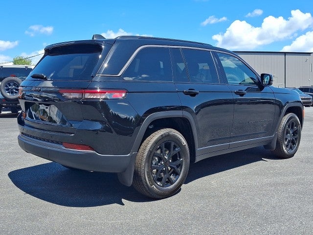 2026 Jeep Grand Cherokee GRAND CHEROKEE LAREDO ALTITUDE 4X4