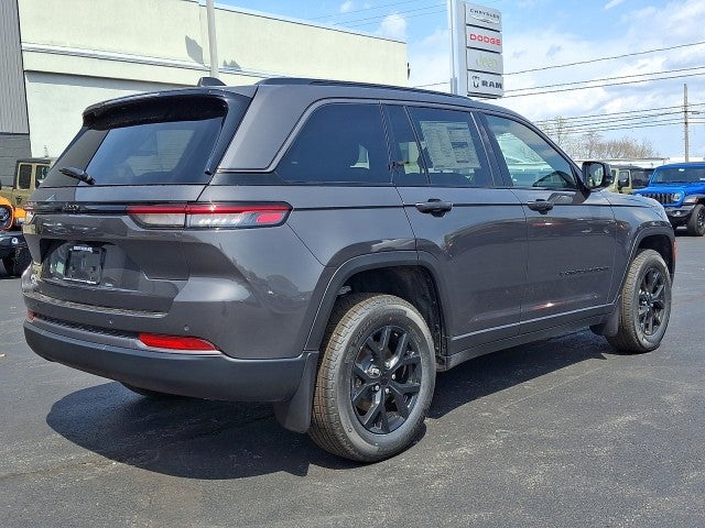 2026 Jeep Grand Cherokee GRAND CHEROKEE LAREDO ALTITUDE 4X4
