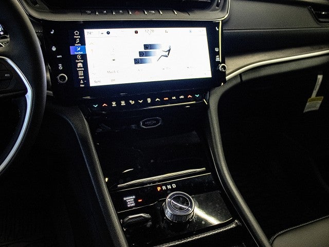 2027 Jeep Grand Cherokee GRAND CHEROKEE LIMITED 4X4