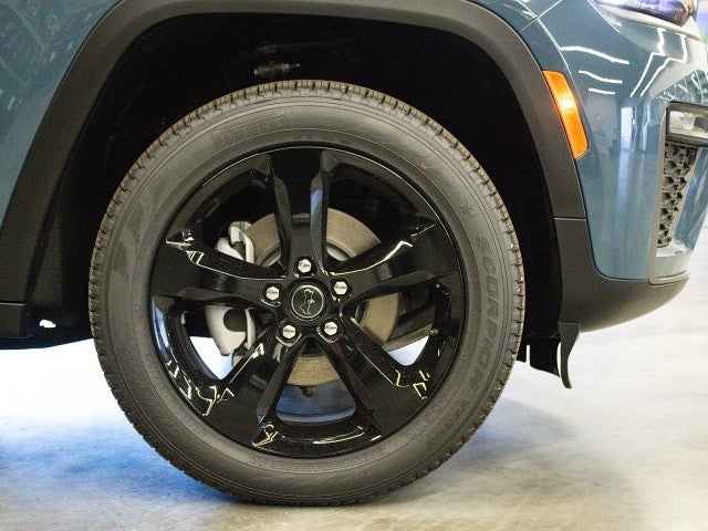 2027 Jeep Grand Cherokee GRAND CHEROKEE LIMITED 4X4