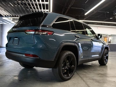 2027 Jeep Grand Cherokee GRAND CHEROKEE LIMITED 4X4