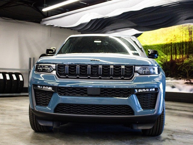 2027 Jeep Grand Cherokee GRAND CHEROKEE LIMITED 4X4