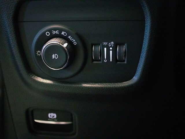 2027 Jeep Grand Cherokee GRAND CHEROKEE LIMITED 4X4