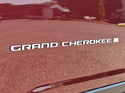 2024 Jeep Grand Cherokee L Laredo 4x4