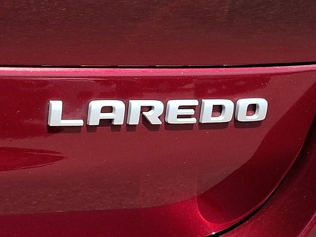 2024 Jeep Grand Cherokee L Laredo 4x4