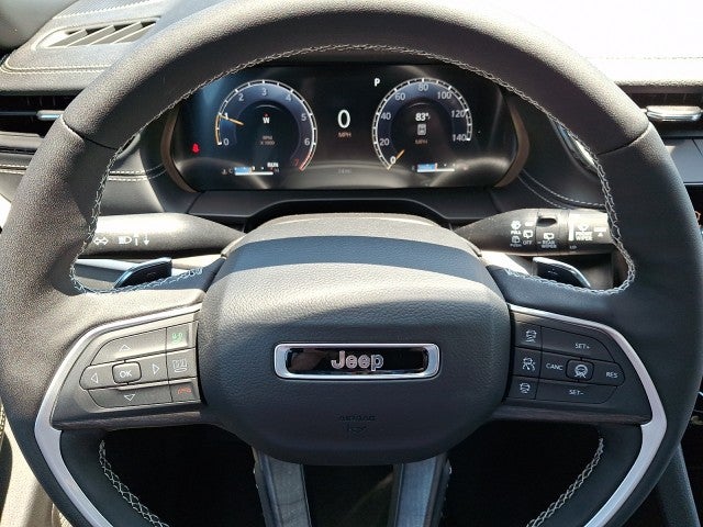 2026 Jeep Grand Cherokee GRAND CHEROKEE L LAREDO ALTITUDE 4X4