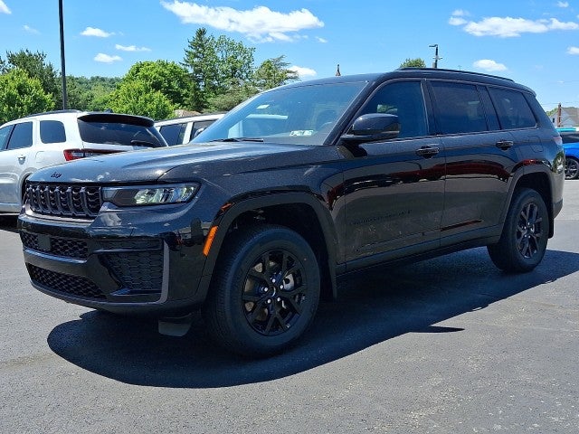 2026 Jeep Grand Cherokee GRAND CHEROKEE L LAREDO ALTITUDE 4X4