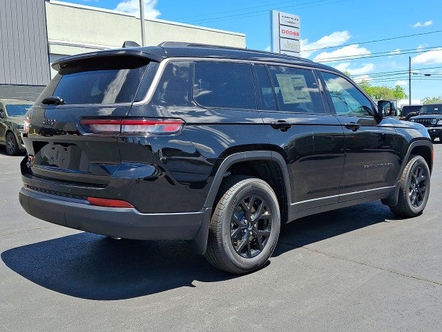 2026 Jeep Grand Cherokee GRAND CHEROKEE L LAREDO ALTITUDE 4X4
