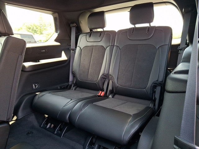 2026 Jeep Grand Cherokee GRAND CHEROKEE L LAREDO ALTITUDE 4X4