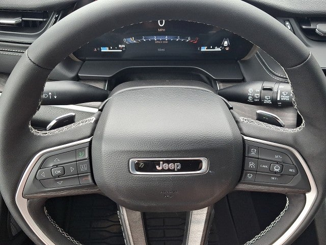 2026 Jeep Grand Cherokee GRAND CHEROKEE L LAREDO ALTITUDE 4X4