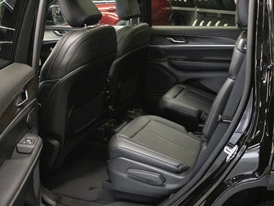 2027 Jeep Grand Cherokee GRAND CHEROKEE L LIMITED 4X4