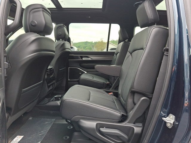 2026 Jeep Grand Wagoneer GRAND WAGONEER UPLAND 4X4