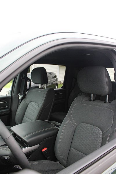 2026 RAM 1500 Big Horn Crew Cab 4x4 5'7' Box