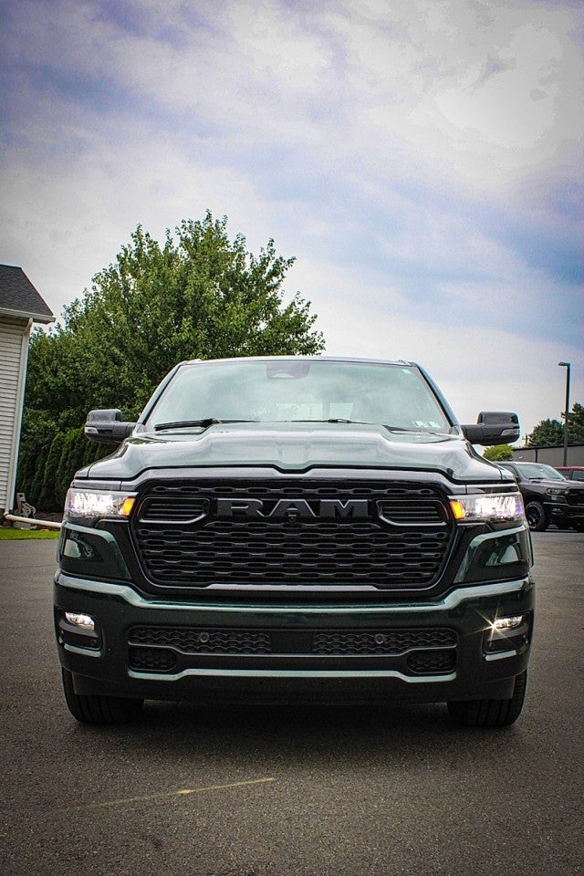 2026 RAM 1500 Big Horn Crew Cab 4x4 5'7' Box