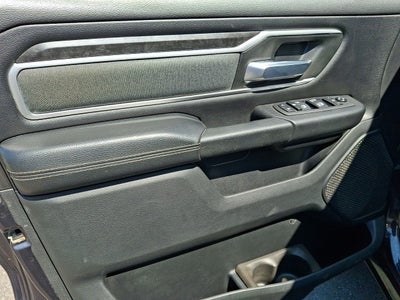 2021 RAM 1500 Big Horn Crew Cab 4x4 5'7' Box