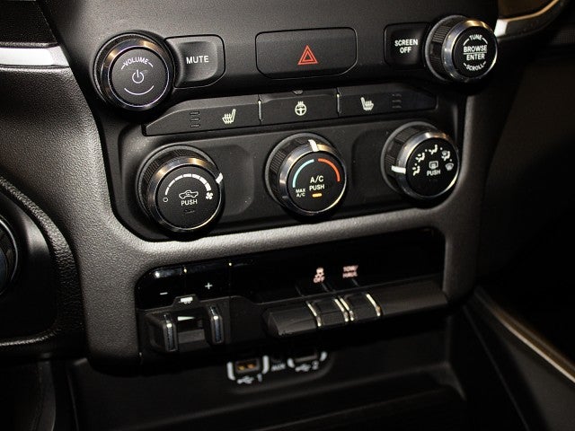 2023 RAM 1500 Big Horn Crew Cab 4x4 5'7' Box