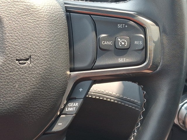 2021 RAM 1500 Limited Crew Cab 4x4 5'7' Box