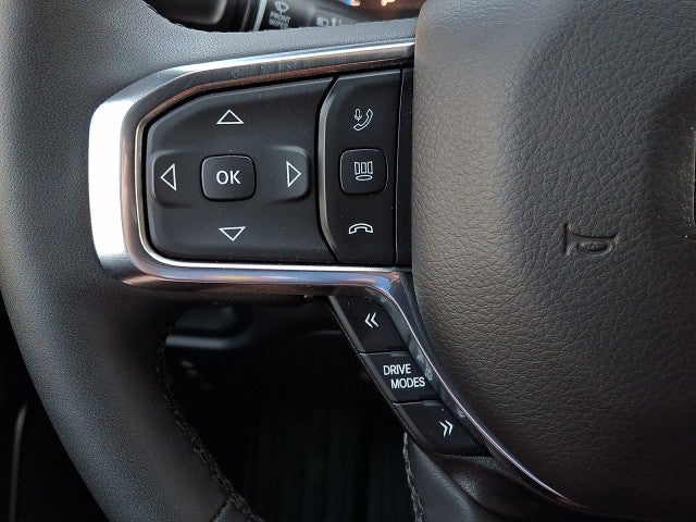 2025 RAM 1500 Big Horn Crew Cab 4x4 6'4' Box