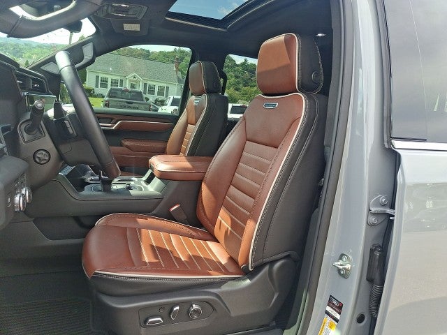 2025 GMC Sierra 1500 4WD Crew Cab Short Box Denali Ultimate
