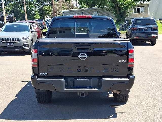 2025 Nissan Frontier Crew Cab SV 4x4