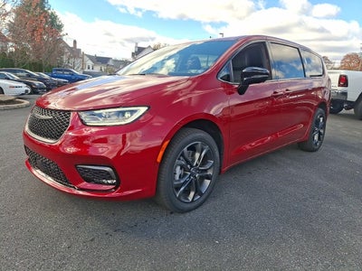 2026 Chrysler Pacifica PACIFICA SELECT AWD