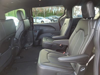 2026 Chrysler Pacifica PACIFICA SELECT AWD
