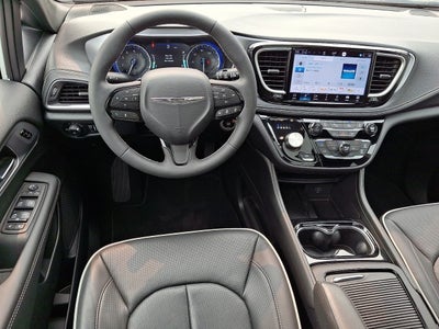 2026 Chrysler Pacifica Limited AWD