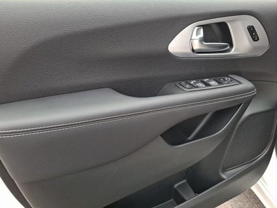 2026 Chrysler Pacifica Limited AWD
