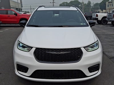 2026 Chrysler Pacifica Limited AWD