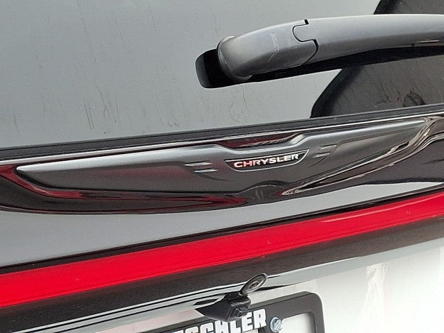2026 Chrysler Pacifica Limited AWD