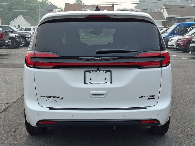 2026 Chrysler Pacifica Limited AWD