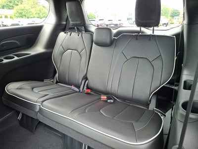 2027 Chrysler Pacifica PACIFICA LIMITED AWD