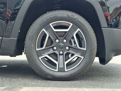 2026 Jeep Cherokee CHEROKEE LAREDO 4X4