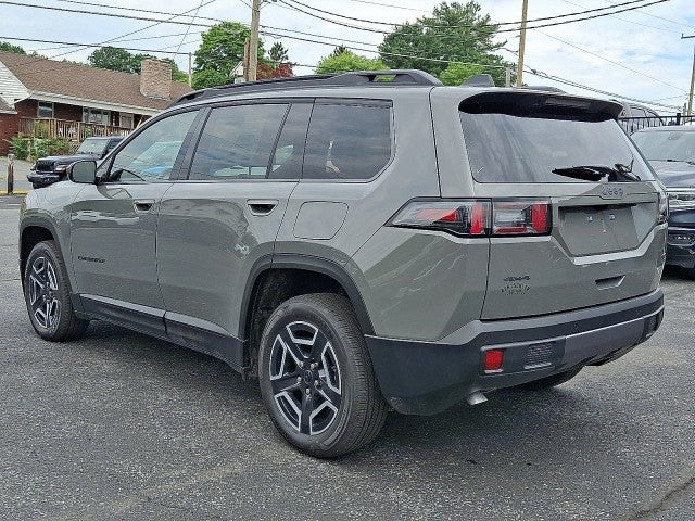 2026 Jeep Cherokee CHEROKEE LAREDO 4X4