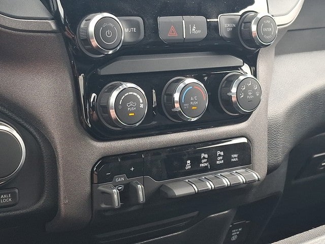 2026 RAM Ram 1500 RAM 1500 WARLOCK CREW CAB 4X4 5'7' BOX